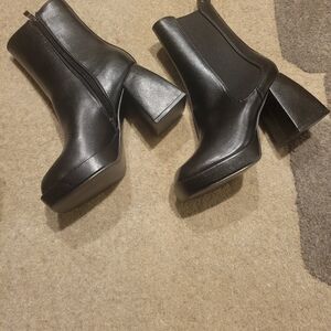 Leather Chelsea Ankle Boots